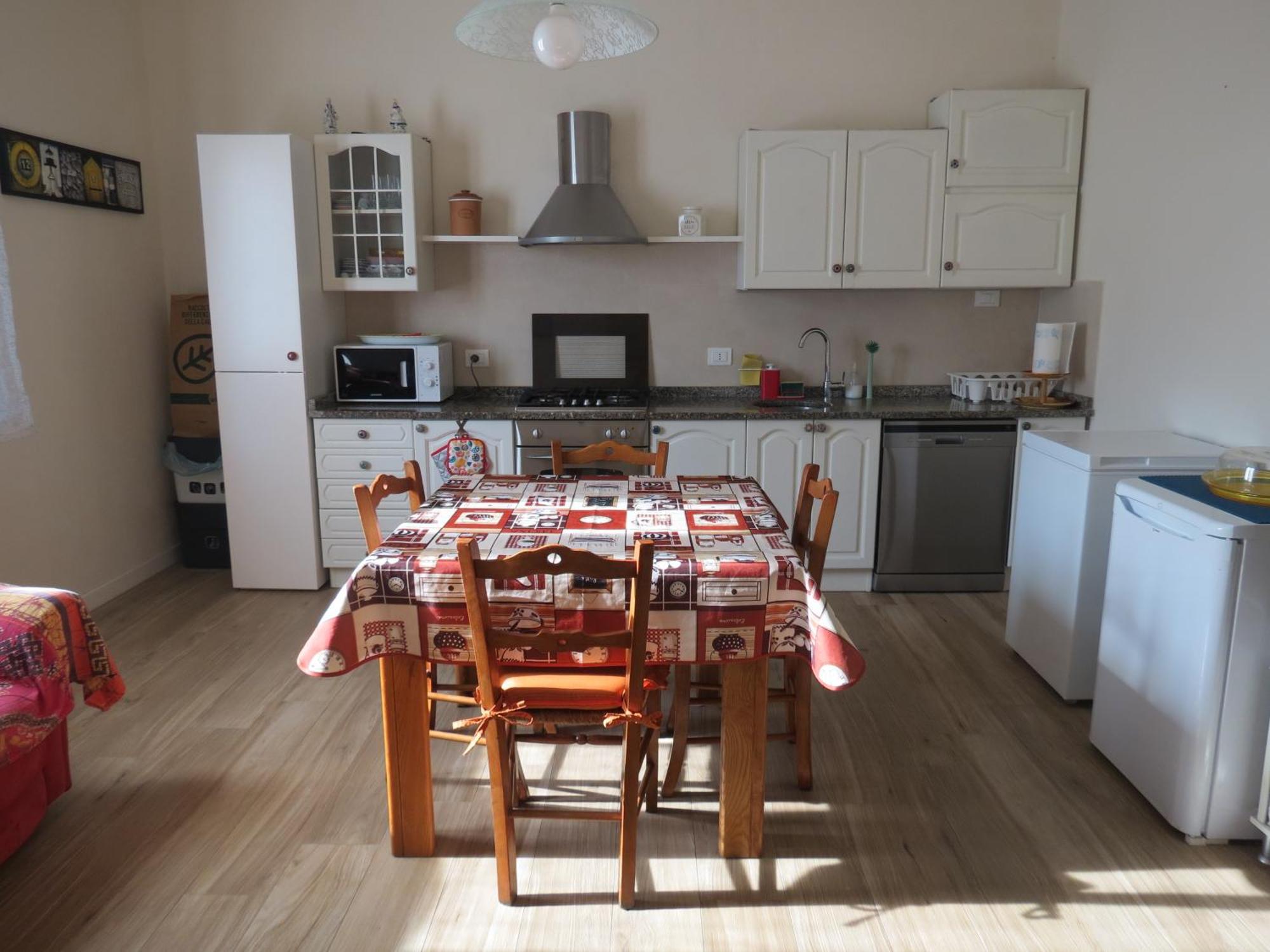 Casa Vacanze “Bouganville” Loc Avane Pisa Векк'яно Екстер'єр фото