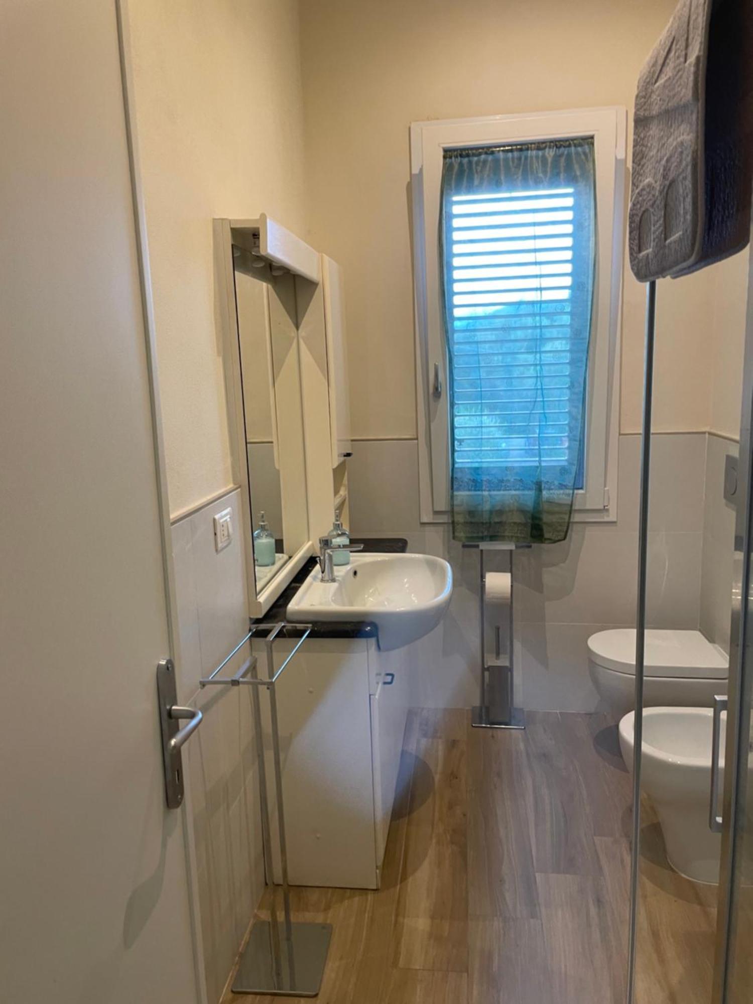 Casa Vacanze “Bouganville” Loc Avane Pisa Векк'яно Екстер'єр фото