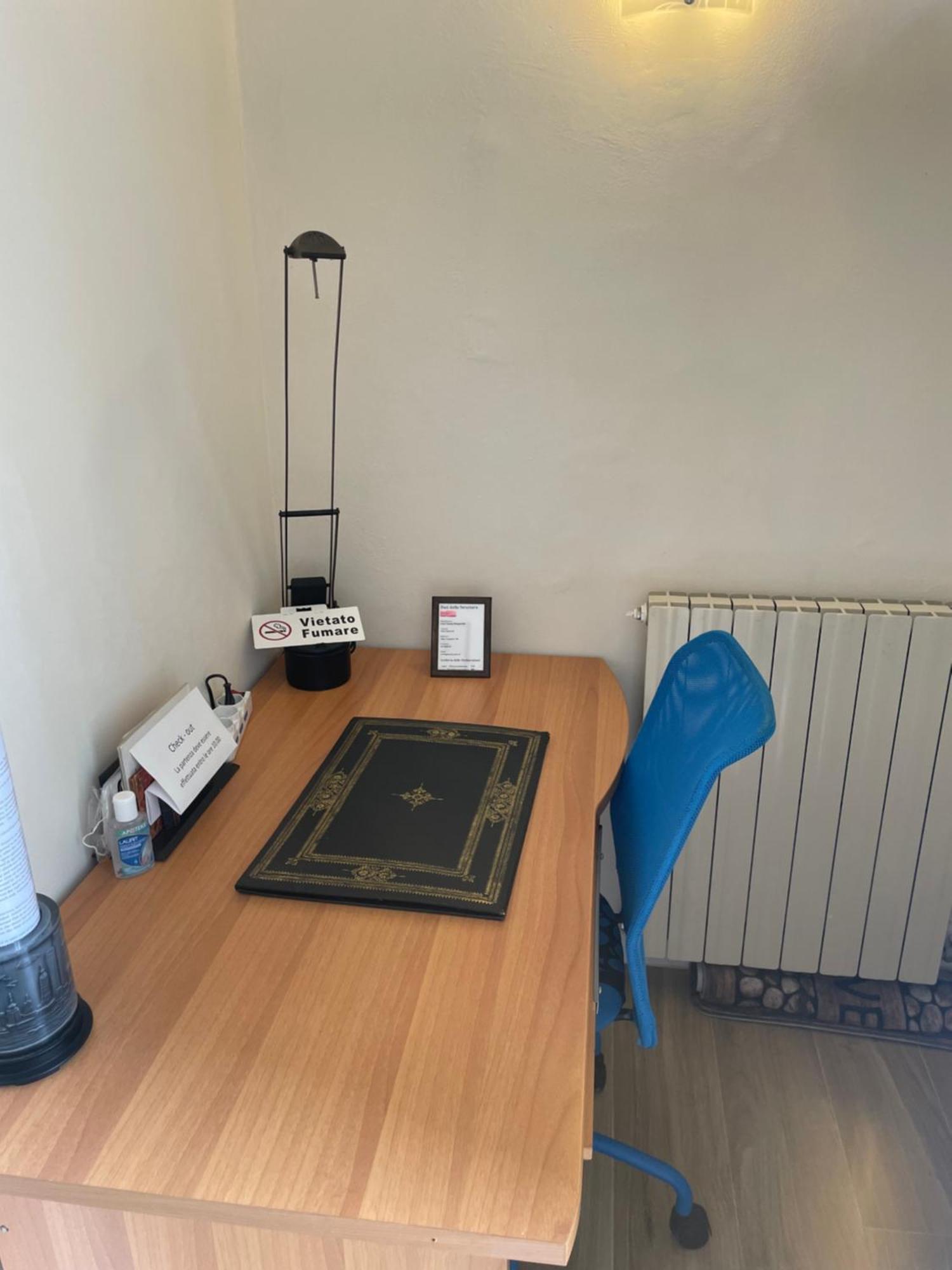 Casa Vacanze “Bouganville” Loc Avane Pisa Векк'яно Екстер'єр фото
